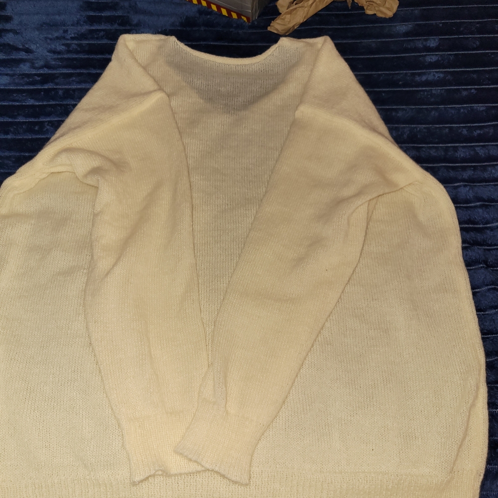 Women's Cream Sweater - Picture 4 of 4